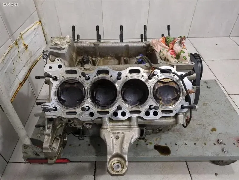 Ferrari SF90 Stradale V8 4.0 F173 Engine Bottom End F154FA Engine 985000348 — Europe Delivery