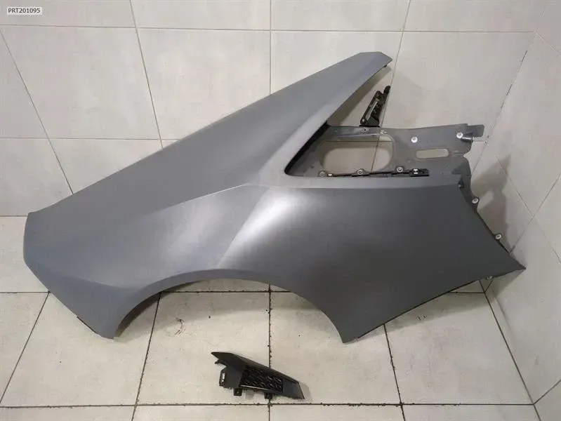 Lamborghini Huracan LP 610-4 COUPE Rear Panel 4T8809602E RIGHT Side Panel — Europe Delivery