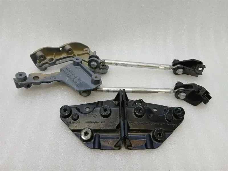 Porsche 911 992 GT3RS rear hinge set 9GT804902A REAR hinge set — Europe Delivery