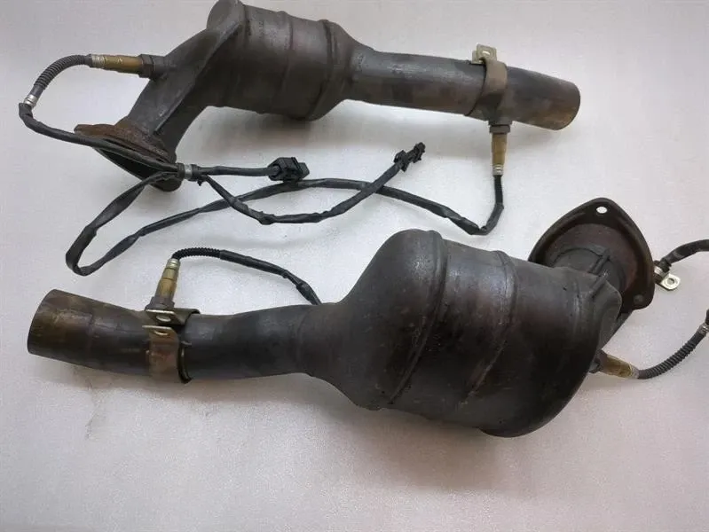 Ferrari California F149 08-14 4.3 Catalytic Converter 253957 Catalytic Converter 253956 — Europe Delivery