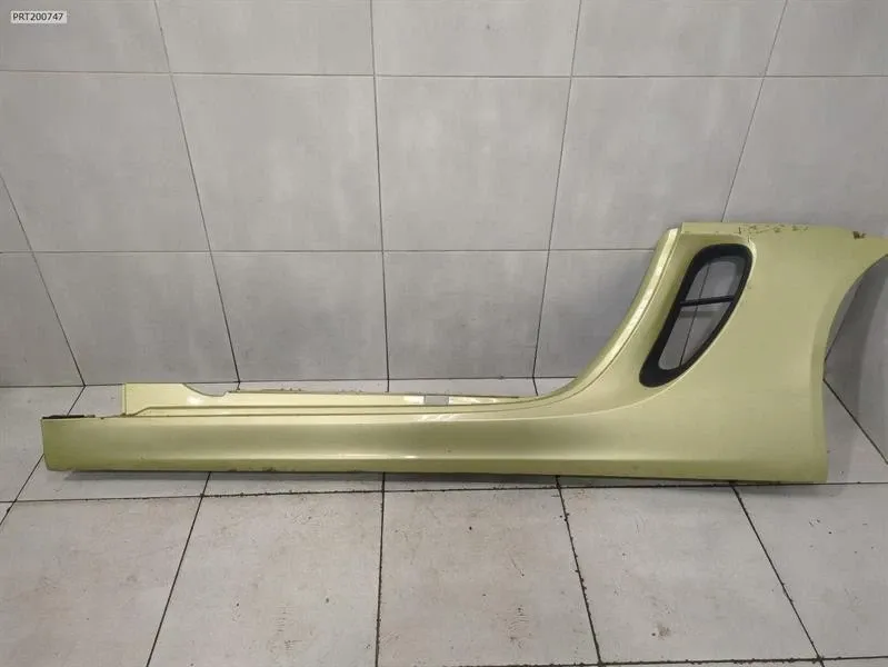 Porsche Boxster 981 listwa progowa 98150466106 lewa listwa progowa lewa