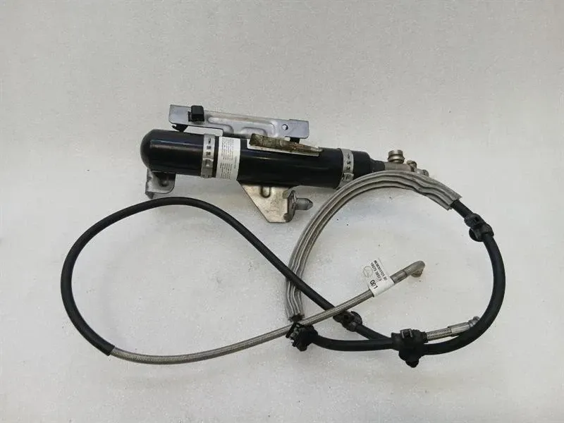 Réservoir de pression Mercedes G-Wagen W463 A4638608500 Extincteur moteur — Livraison en Europe