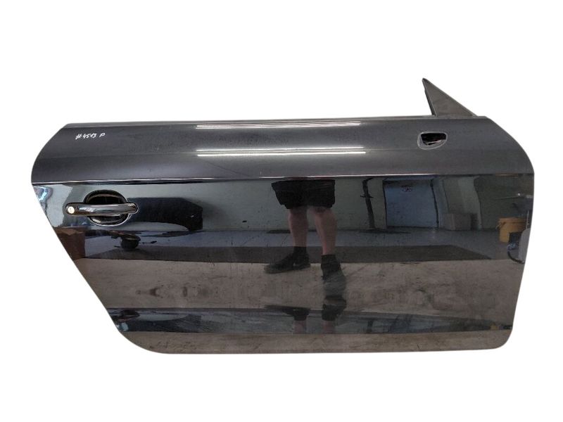 8J0831052A Durvis Priekšējās Labās AUDI TT (8J) (2006-2014) — Piegāde Eiropā