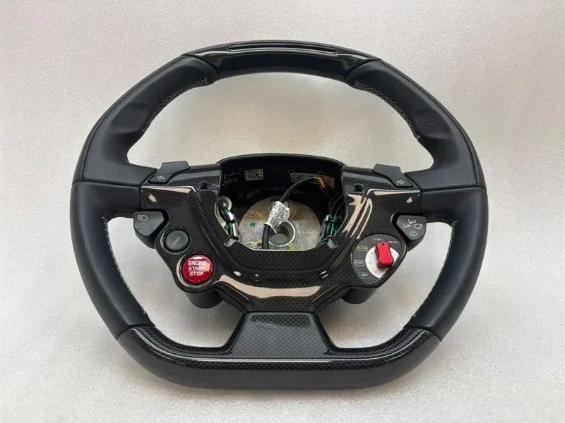 Kierownica Ferrari 488 F142M Carbon LED 87711800 314910 GTB OEM — Dostawa w Europie