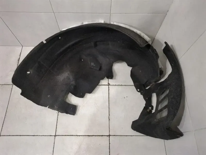 Ferrari California F149 08-14 RLH Radlaufverkleidung 84076800 Radlaufabdeckung — Europa-Versand