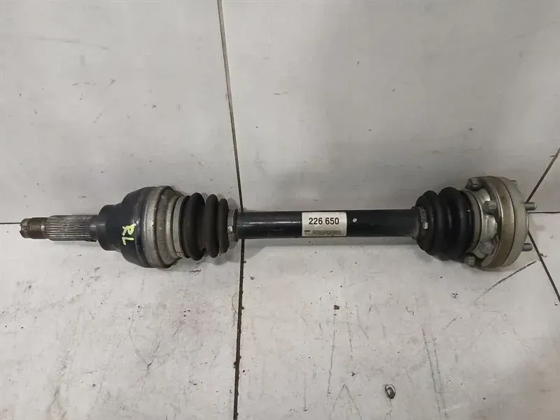 Ferrari California F149 08-14 Vänster bakre drivaxel 226650 Bakre drivaxel — Leverans i Europa
