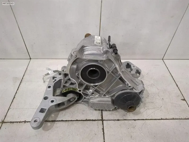 Раздаточная коробка BMW 4 G83 M4 27109847756 AWD LCI G80 M3 — Доставка по Европе