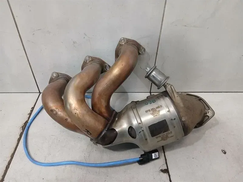 Porsche Boxster GT4RS SPYDER Catalytic Converter 0PB254400C Catalytic Converter RIGHT — Europe Delivery