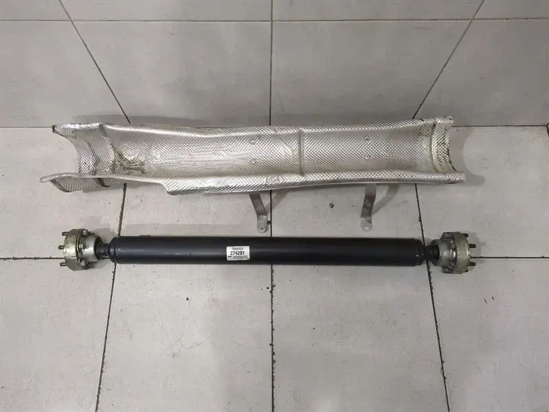 Ferrari California F149 08-14 4.3 Kardanaxel 274281 Kardanaxel — Leverans i Europa