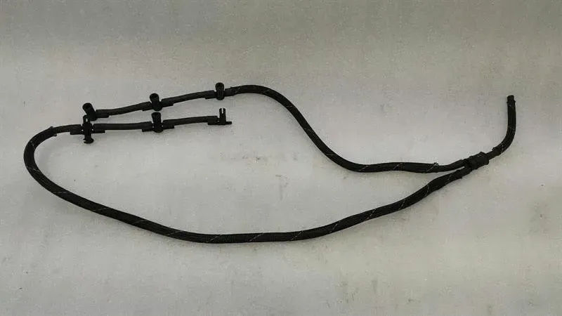 Porsche Cayenne 958 92A Fuel Line 1928301101 Fuel Line Faulty — Europe Delivery