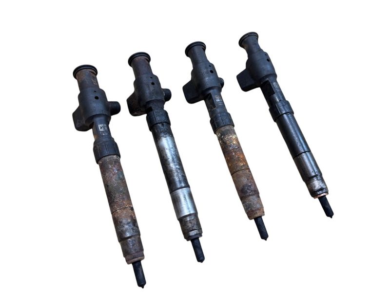 28602948 28319895 28388960 Fuel injector set TOYOTA PROACE (MDY, MDZ) (2016-) — Europe Delivery