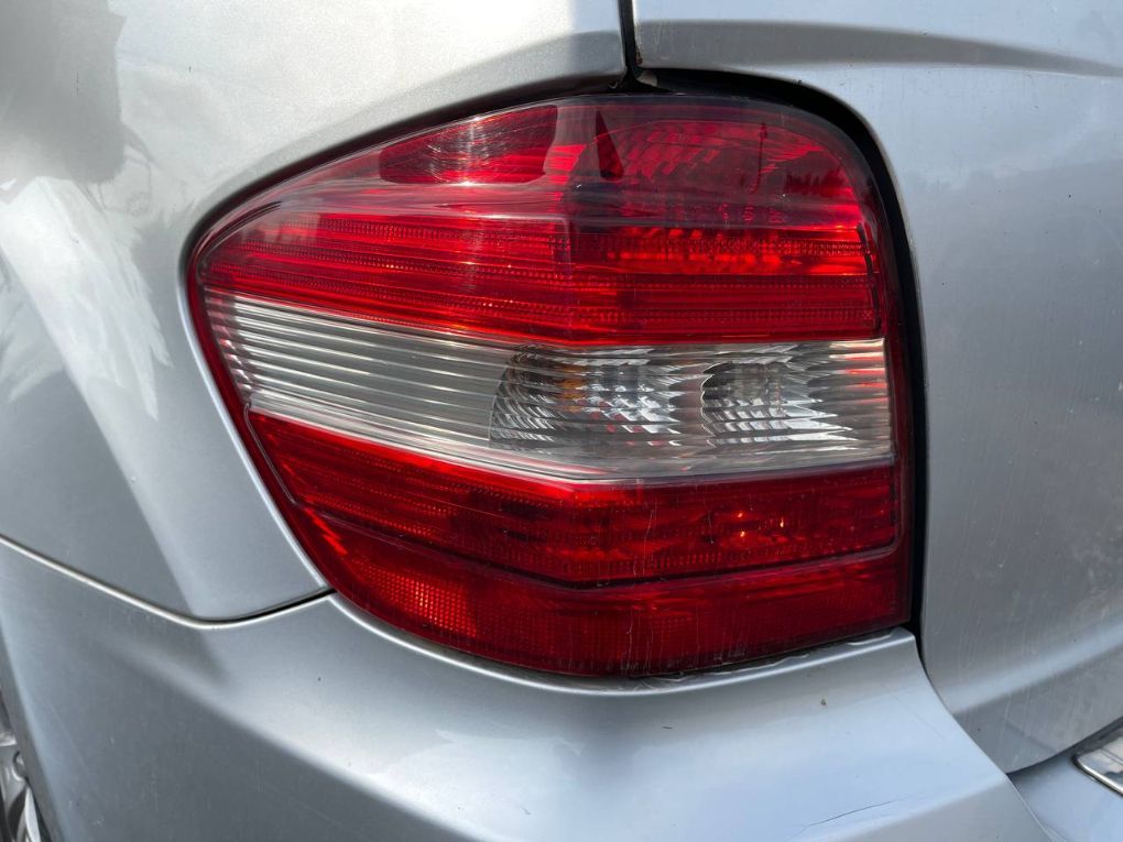 Tail light left MERCEDES-BENZ ML-CLASS (W164) (2005-2011) — Europe Delivery