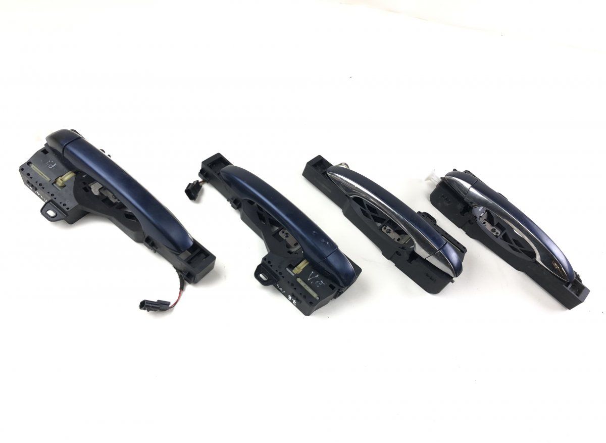 806070218R Door Handle Exterior Front Left RENAULT TALISMAN (L2M, KP) (2013-2022) — Europe Delivery