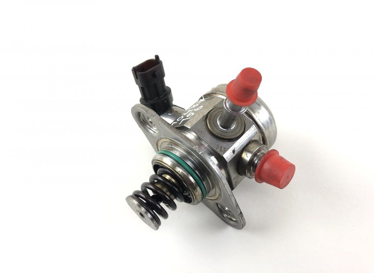 0261520456 High pressure pump, petrol VOLVO XC40 / EX40 / EC40 (536, 539) (2017-) — Europe Delivery