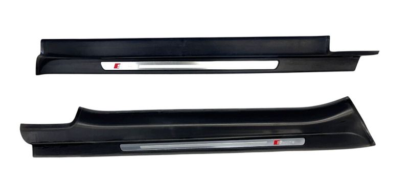 8J0853491G 8J0853492G Scuff plate set AUDI TT (8J) (2006-2014) — Europe Delivery