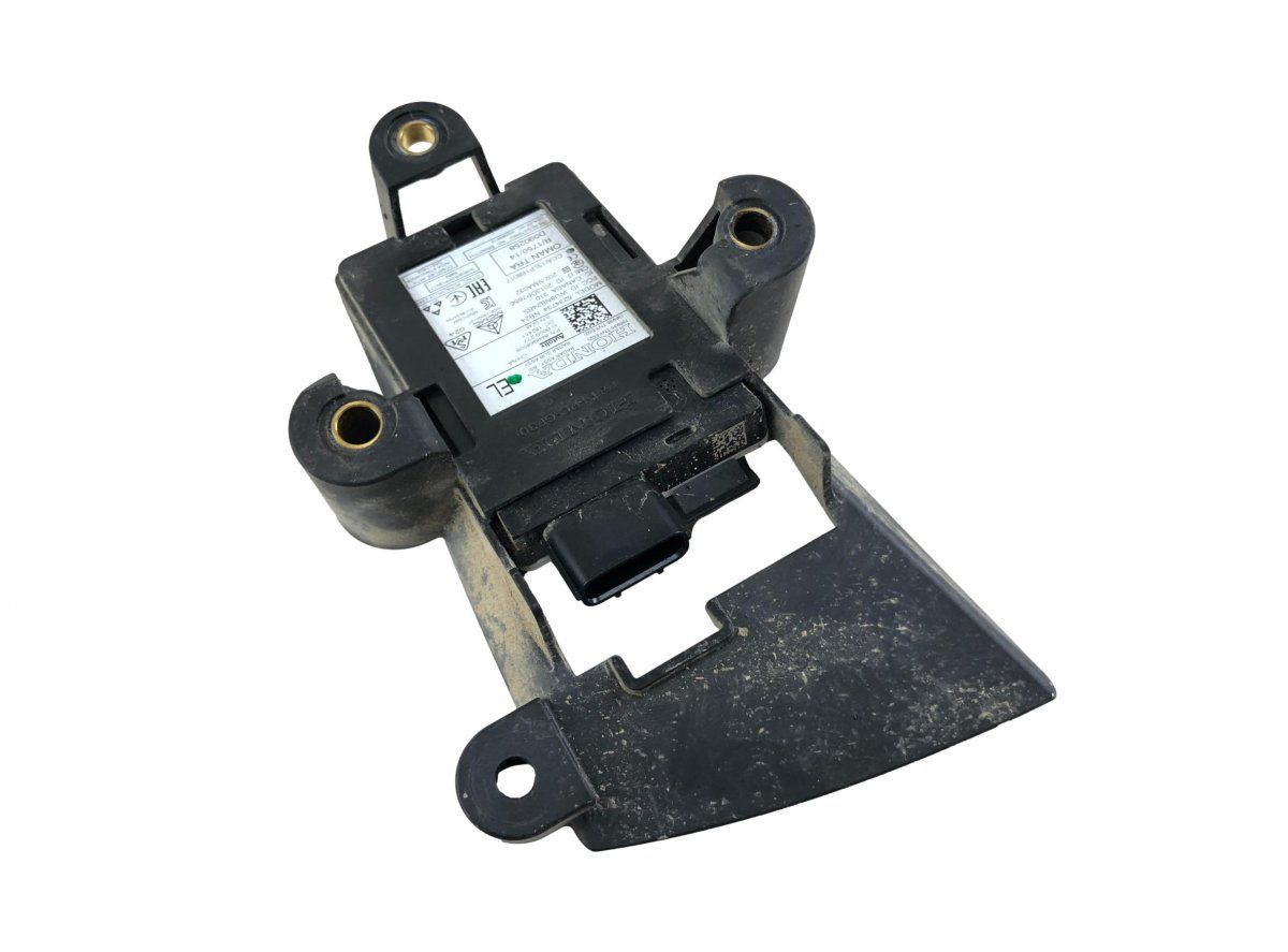36936TNYE02 Distronic radar / sensor HONDA CR-V V (RW) (2016-2023) — Europe Delivery