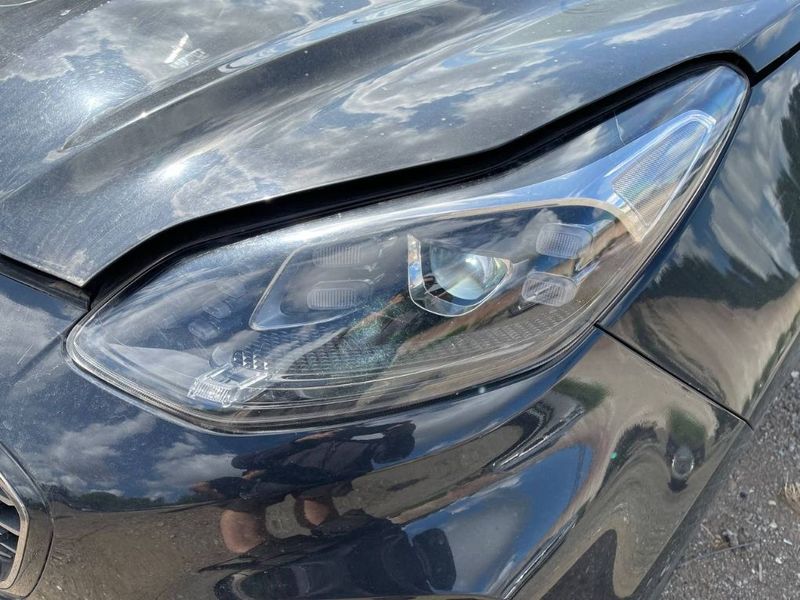 Strålkastare vänster KIA SPORTAGE IV (QL) (2015-2021) — Leverans i Europa