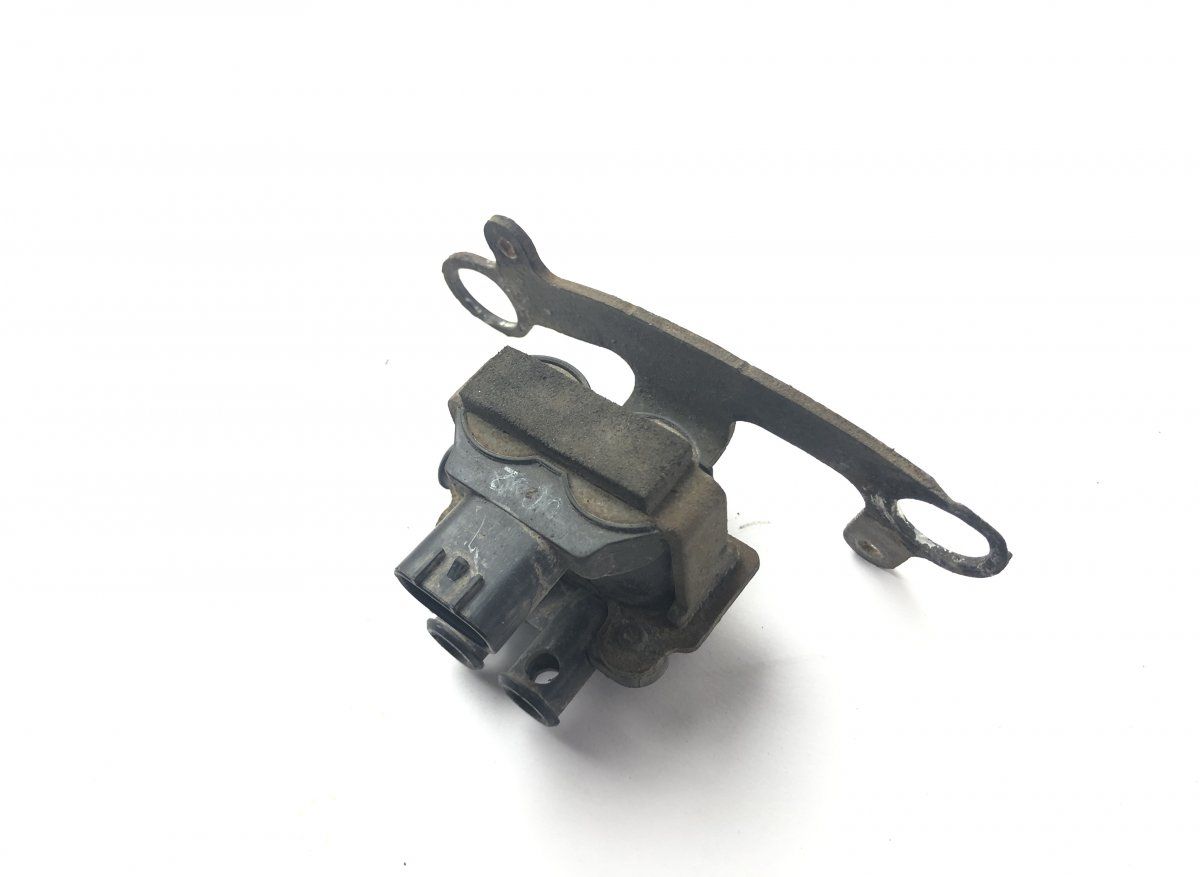 4809648020 Air suspension valve block LEXUS RX III (AL10) (2008-2015) — Europe Delivery