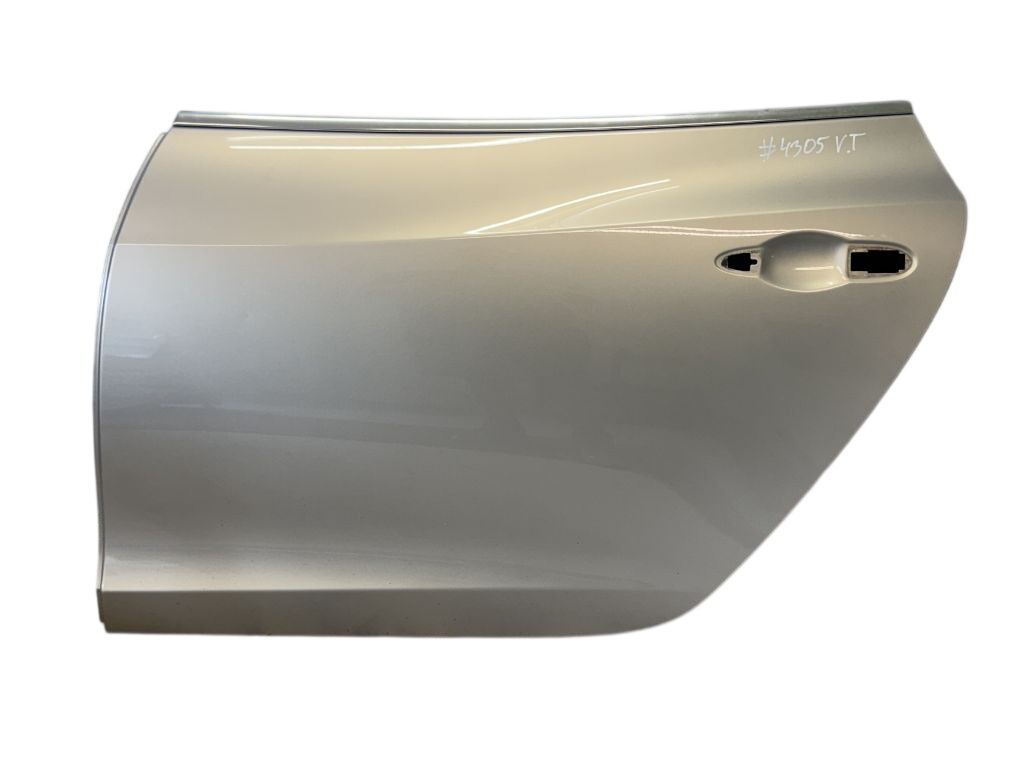 673000810 Porte arrière gauche MASERATI QUATTROPORTE VI (M156) (2013–2023) — Livraison en Europe