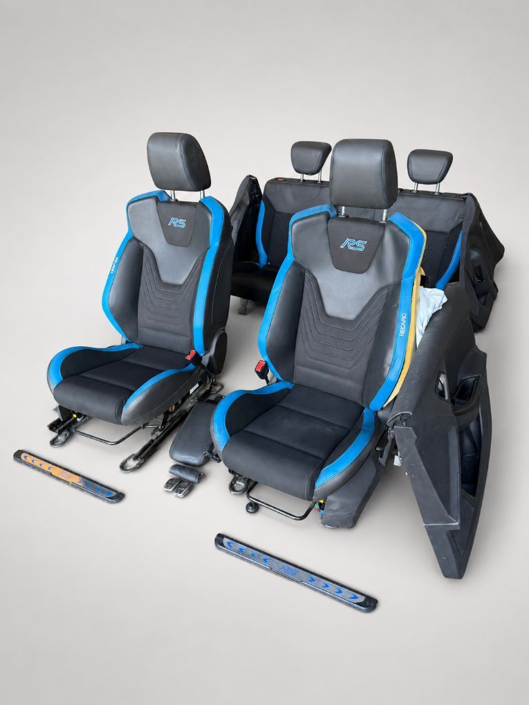 Set Of Seats FORD FOCUS III (2010-2018) — Europe Delivery