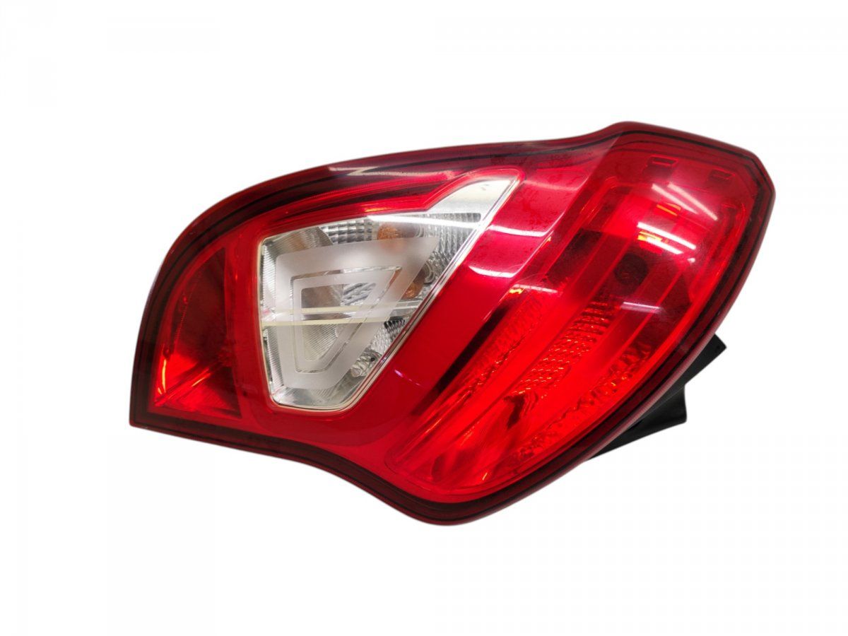 8360134050 8360134060 Feu arrière gauche SSANGYONG KORANDO III (2010-2019) — Livraison en Europe