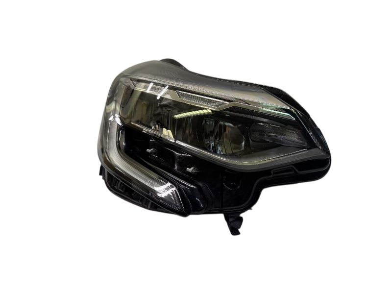 260108850R Reflektor prawy RENAULT CAPTUR II (HF) (2020-) — Dostawa w Europie