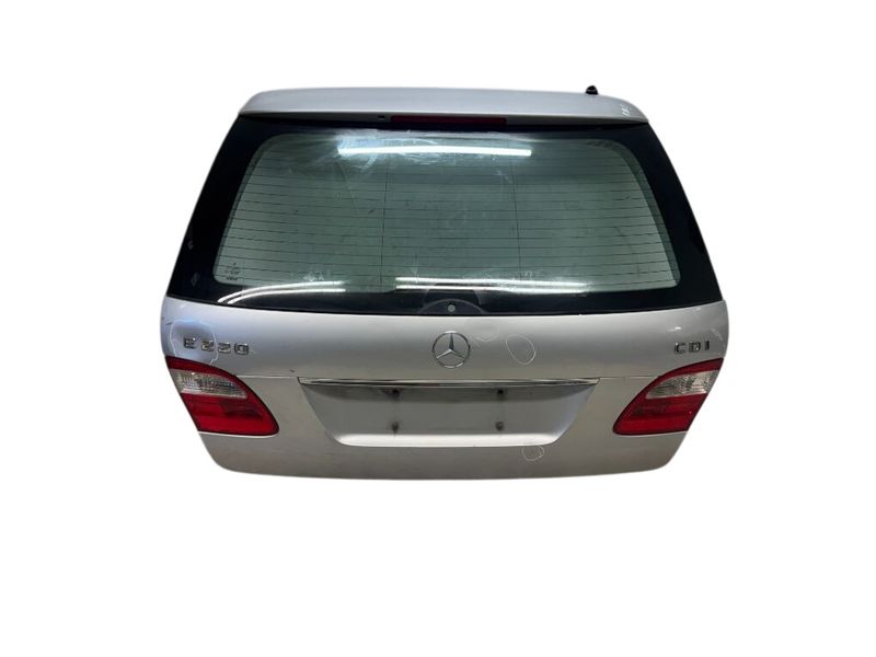 A2117400205 крышка багажника / дверь багажника MERCEDES-BENZ E-CLASS (W211) (2002-2009) — Доставка по Европе