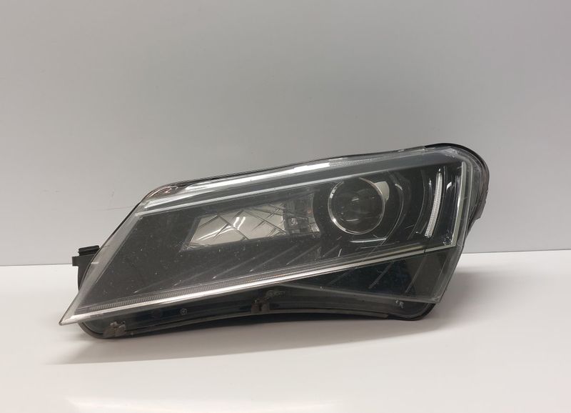 3V1941015B 1ZS011939-25 1ZS01193925 Headlight left SKODA SUPERB III (3V3, 3V5) (2015-2024) — Europe Delivery