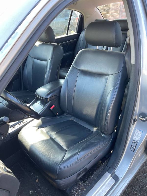 Set Of Seats KIA OPIRUS (GH) (2003-2012) — Europe Delivery