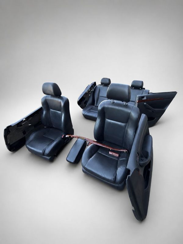 Sitzgarnitur TOYOTA AVENSIS (T250) (2003-2008) — Europa-Versand