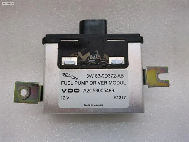 Aston Martin VANTAGE Electronic module V8 — Europe Delivery