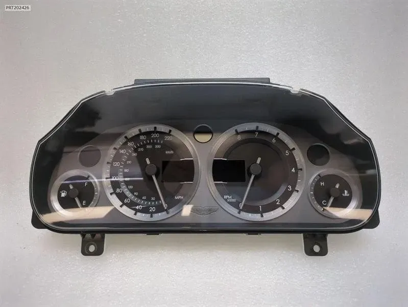 Aston Martin VANTAGE Combiné d'instruments V8 — Livraison en Europe