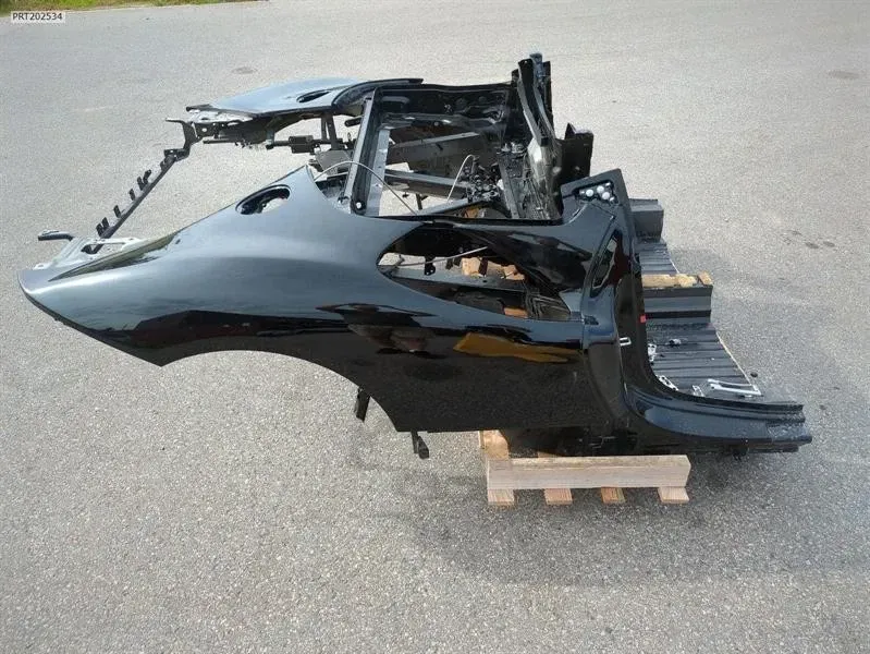 Ferrari SF90 Panel tylny F173 — Dostawa w Europie