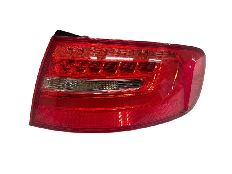 8K9945096D Tail light, right AUDI A4 / A4 ALLROAD (B8) (2007-2015) — Europe Delivery