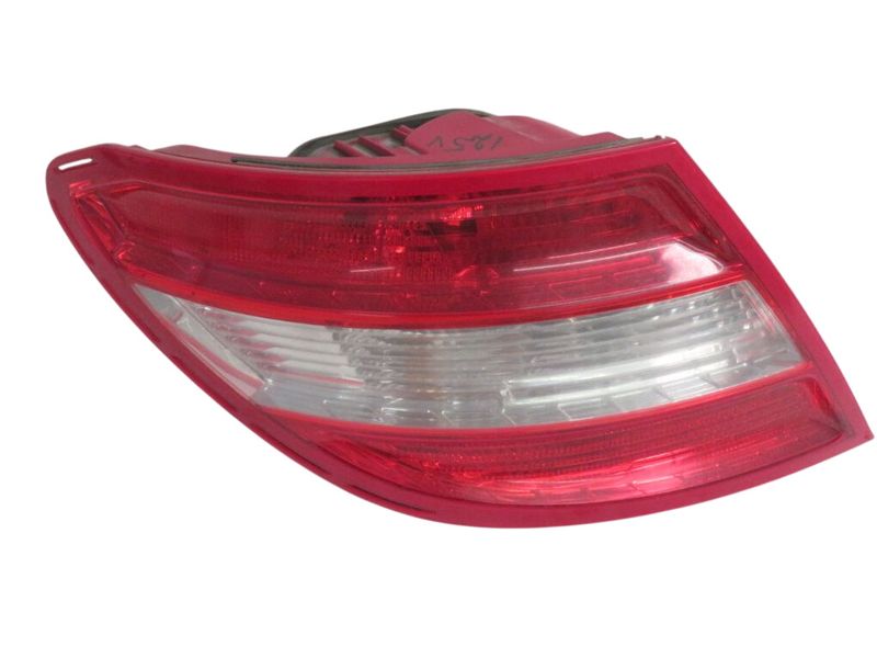 A2048200164 A2049068302 Tail light left MERCEDES-BENZ C-CLASS (W204) (2007-2013) — Europe Delivery