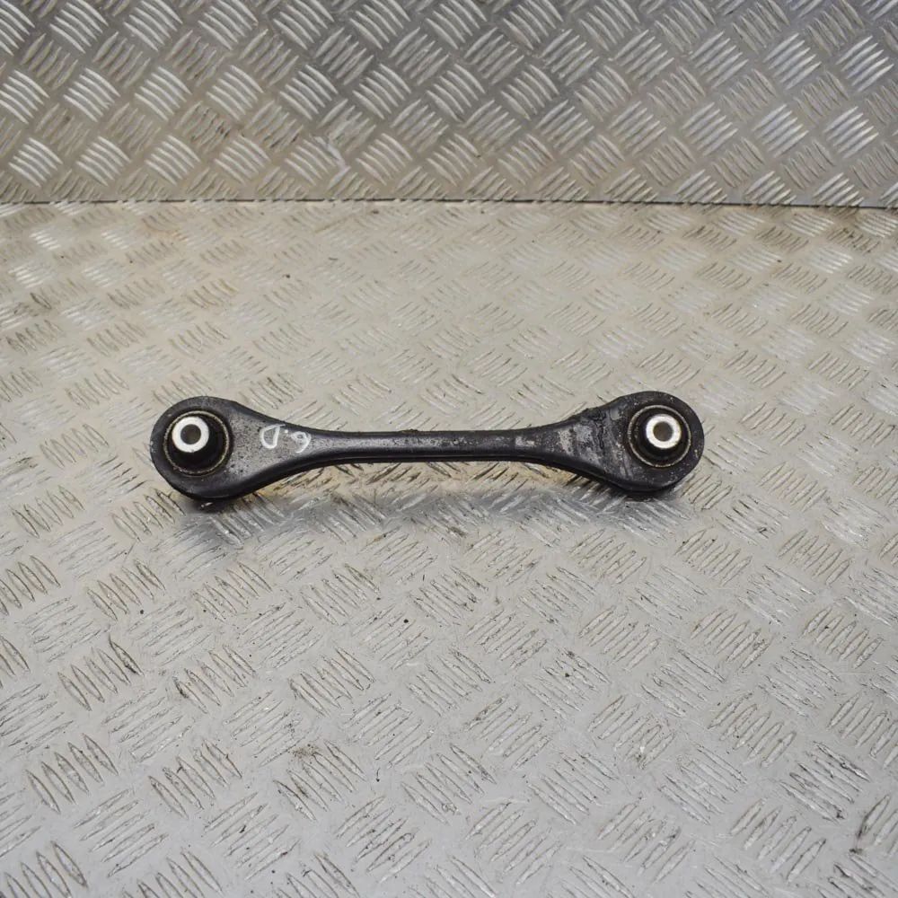 5Q0501529C Tylny prawy wahacz VW GOLF (VII 5G1, BQ1, BE1, BE2) (2012-2021) — Dostawa w Europie
