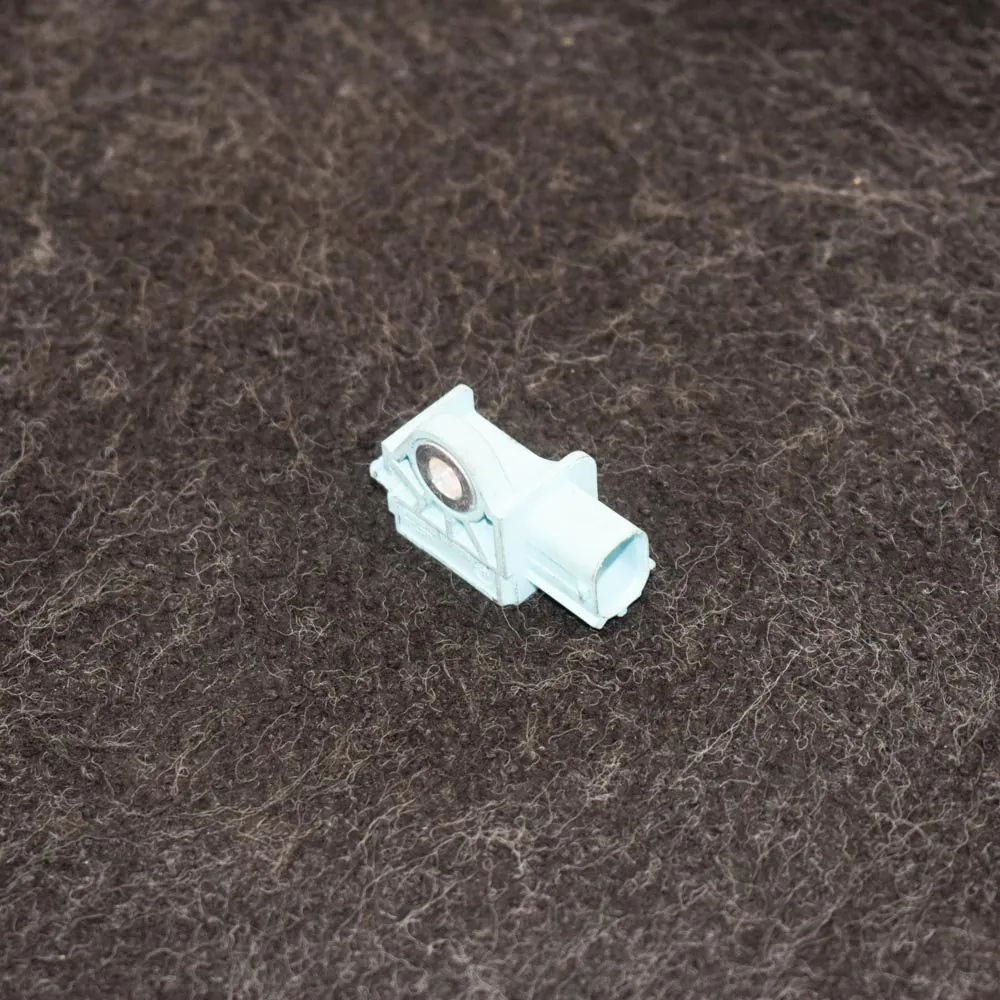 5WK43826 Przedni prawy czujnik uderzenia MAZDA 6 (Estate GH) (2007-2013) — Dostawa w Europie