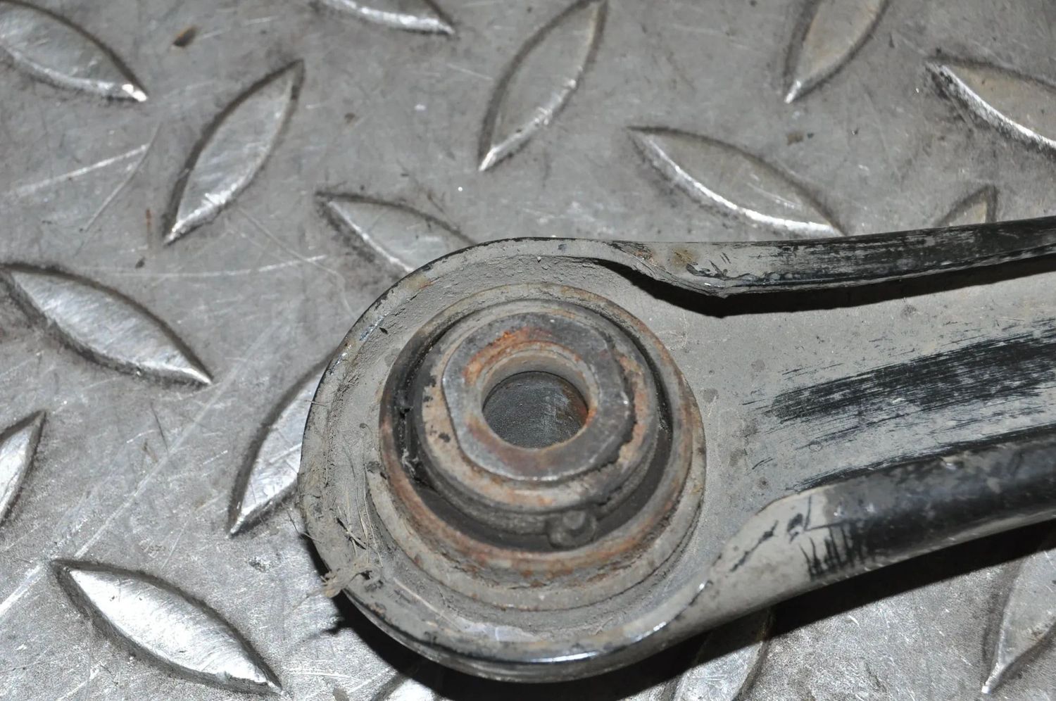 Hinten rechts Querlenker FORD GALAXY (WA6) (2006-2015) — Europa-Versand