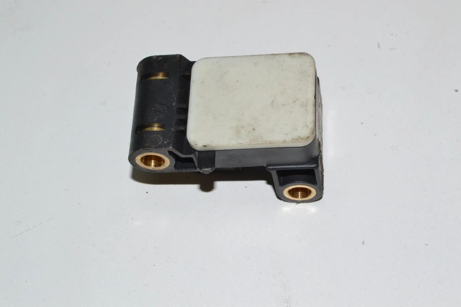 6956485 Bak vänster krocksensor BMW 3 SERIES (Coupe E92) (2005-2013) — Leverans i Europa