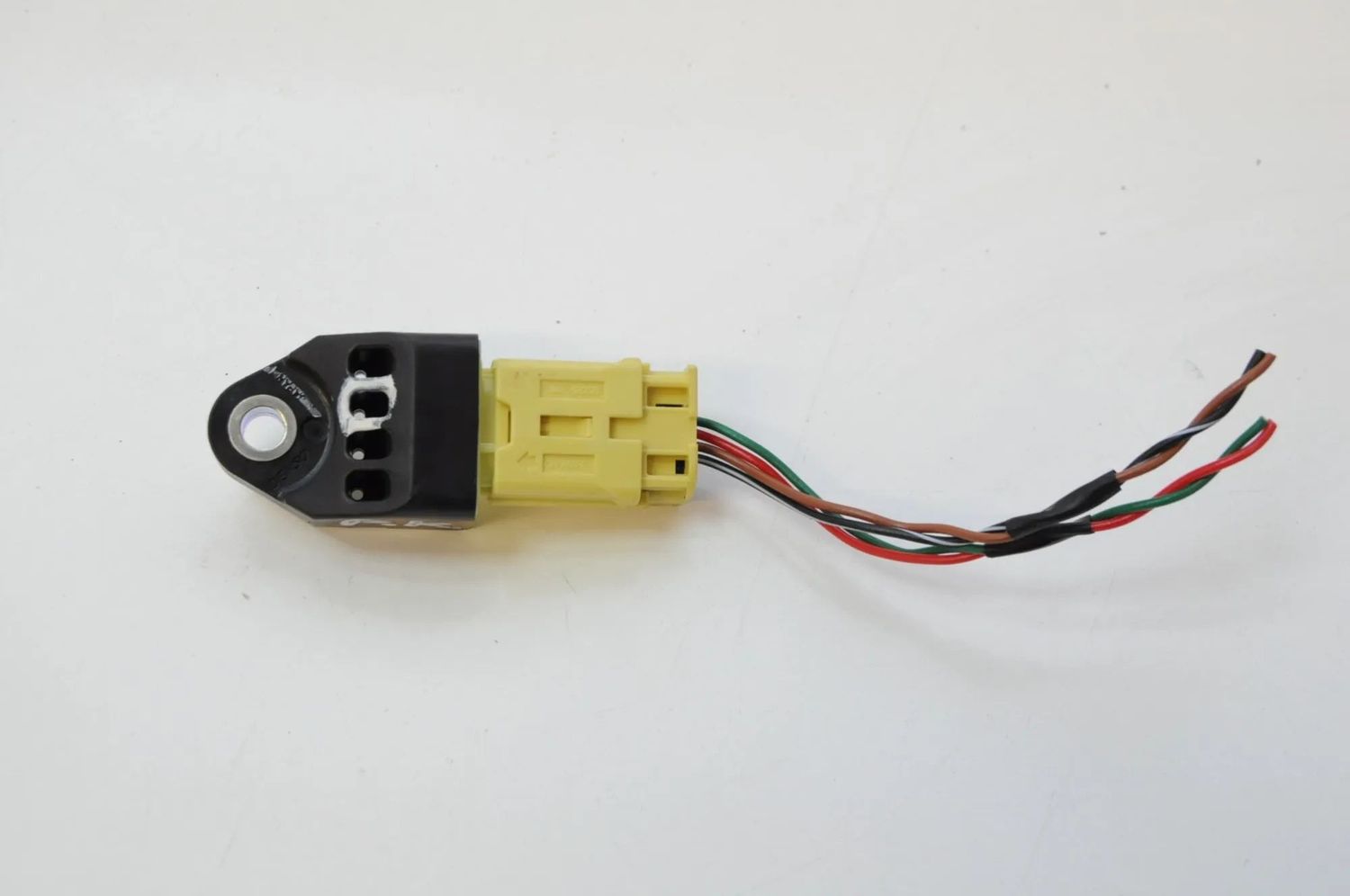 98235AJ000 Fram vänster krocksensor SUBARU OUTBACK (BR) (2009-...) — Leverans i Europa