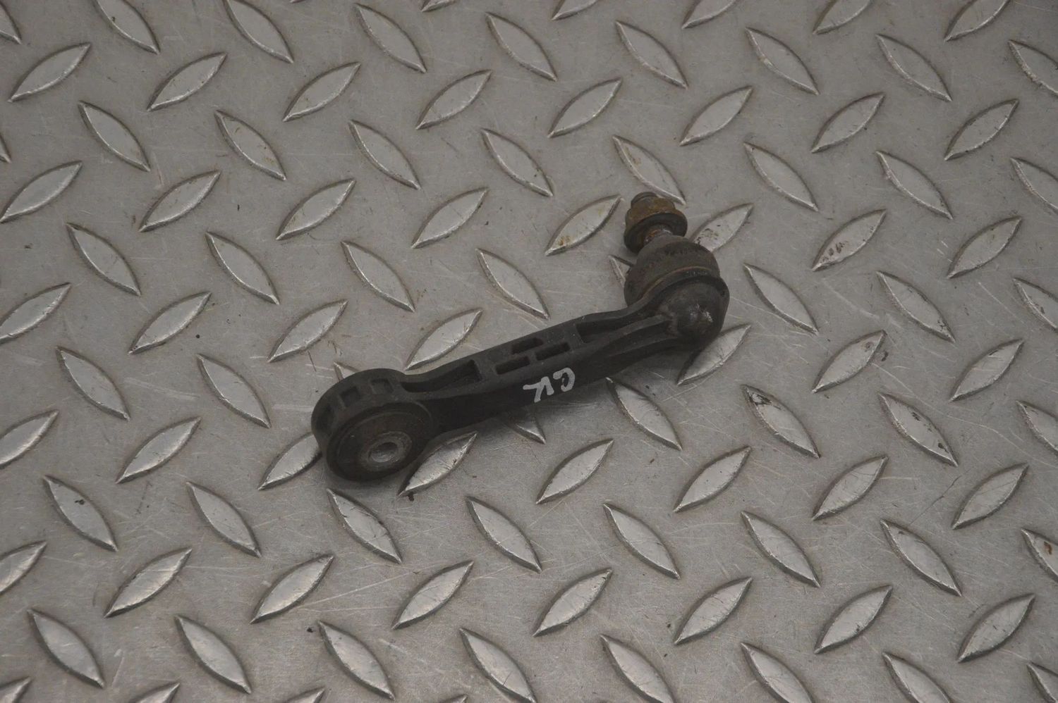 6852665 Заден ляв stabilizer link BMW 2 SERIES (Gran Coupe F44) (2019-...) — Доставка в Европа