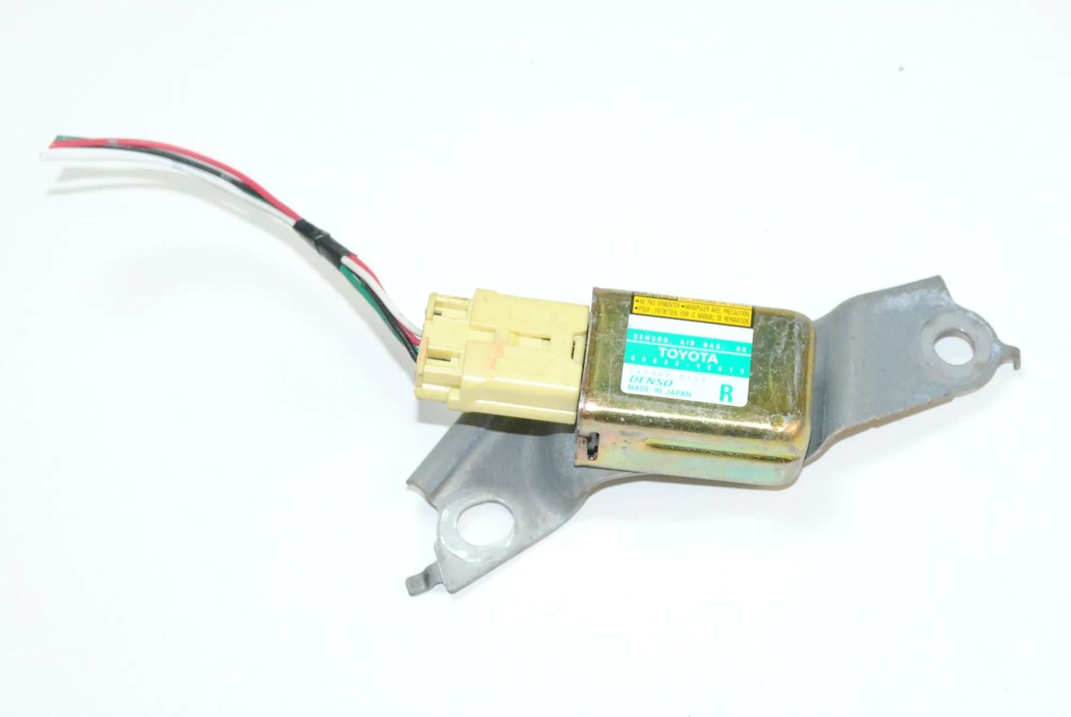 89833-48010 Bak höger krocksensor LEXUS RX (_U3_) (2003-2008) — Leverans i Europa