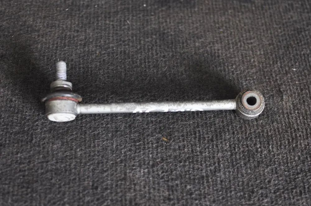 Tylny prawy stabilizer link BMW 3 SERIES (E90) (2004-2011) — Dostawa w Europie