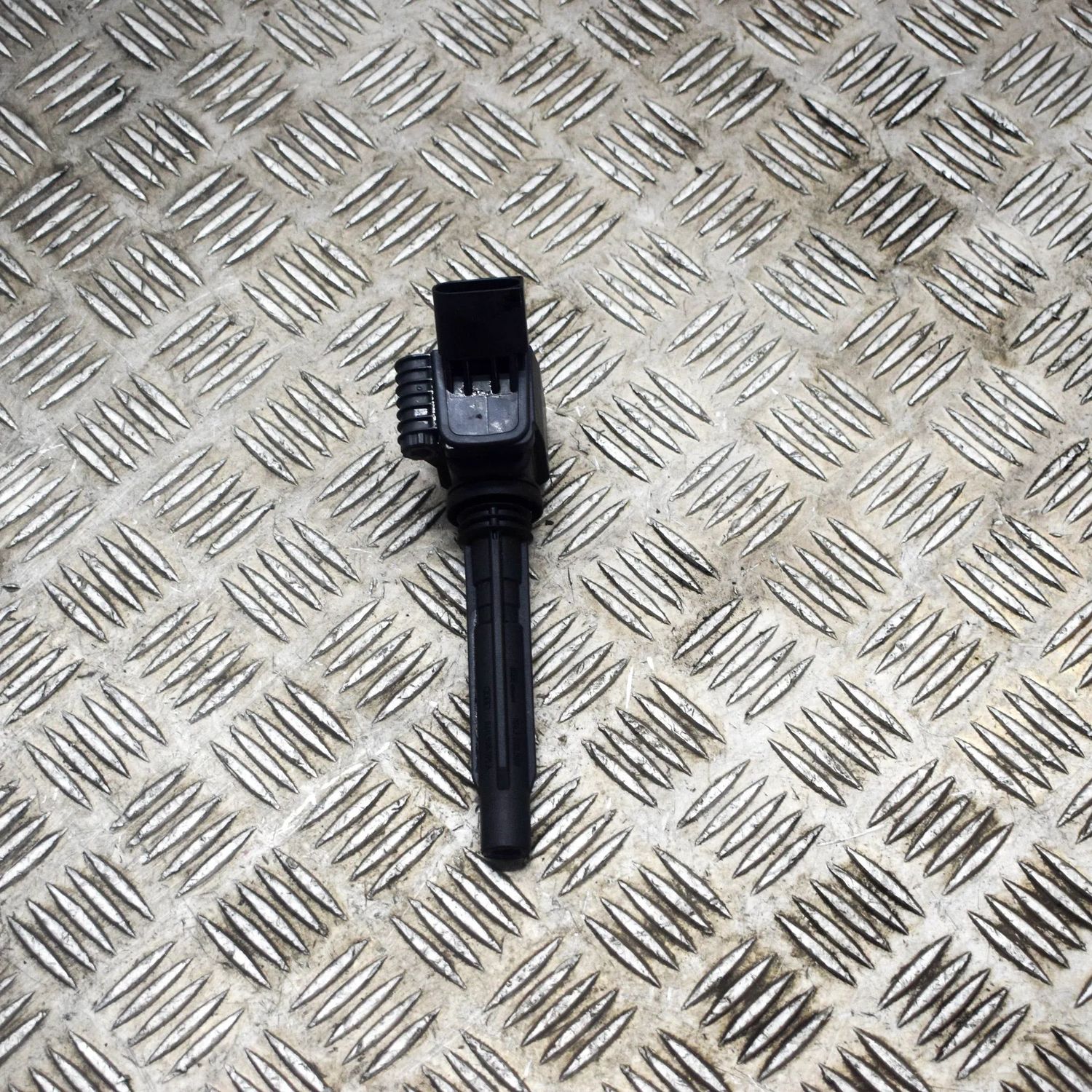 0040102009, 06J905110G High voltage ignition cewka VW GOLF (VII 5G1, BQ1, BE1, BE2) (2012-2021) — Dostawa w Europie