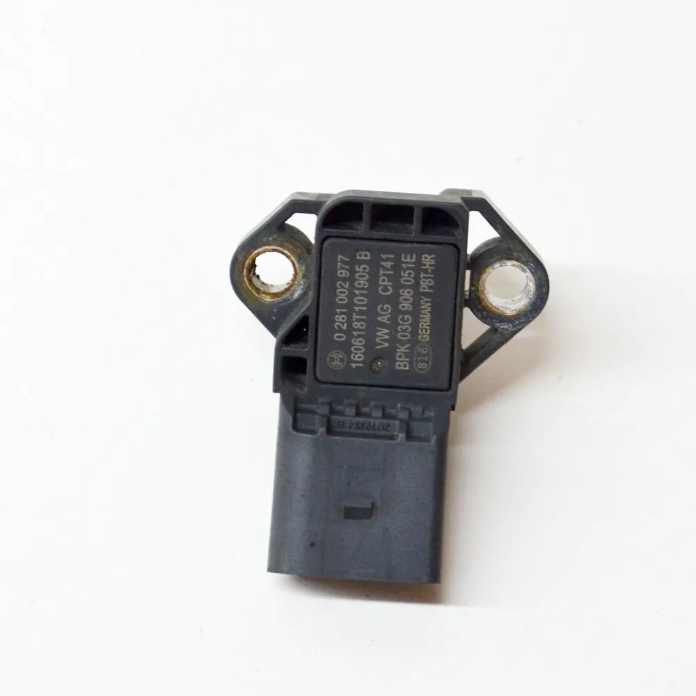 0281002977, 03G906051E Map sensor AUDI A3 (Sportback 8VA, 8VF) (2012-2020) — Leverans i Europa
