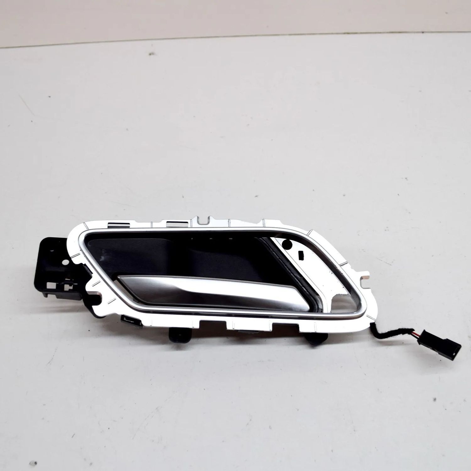 GX73-22601-AC Przedni lewy wewnętrzny opening handle JAGUAR F-PACE (X761) (2015-...) — Dostawa w Europie