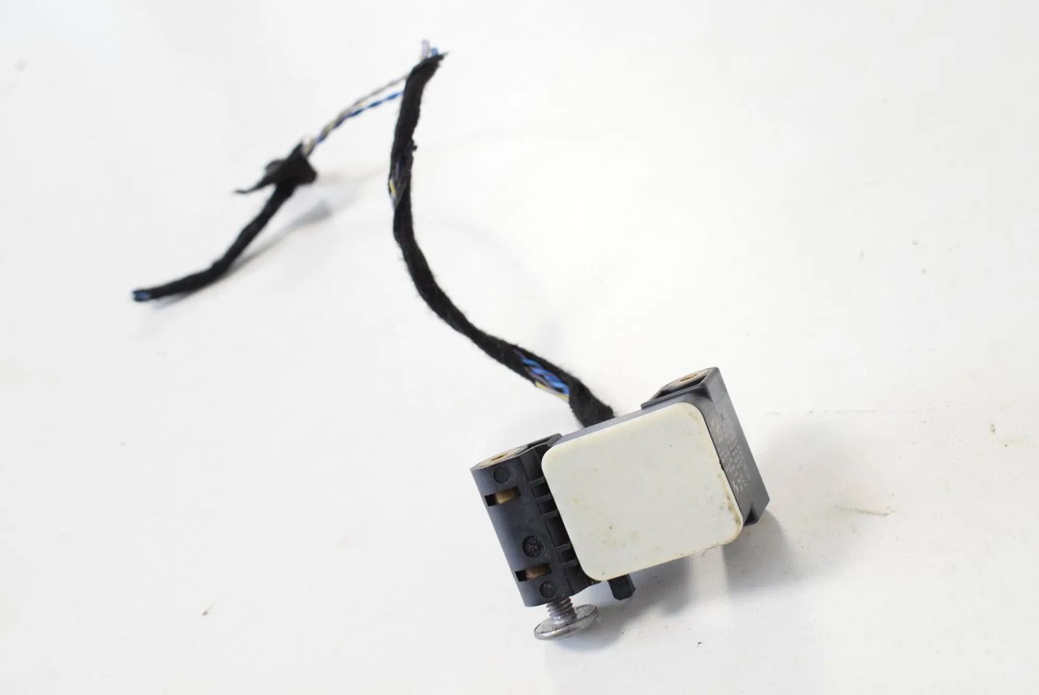 6911003 Front Right Impact Sensor BMW X6 (E71, E72) (2007-2014) — Europe Delivery