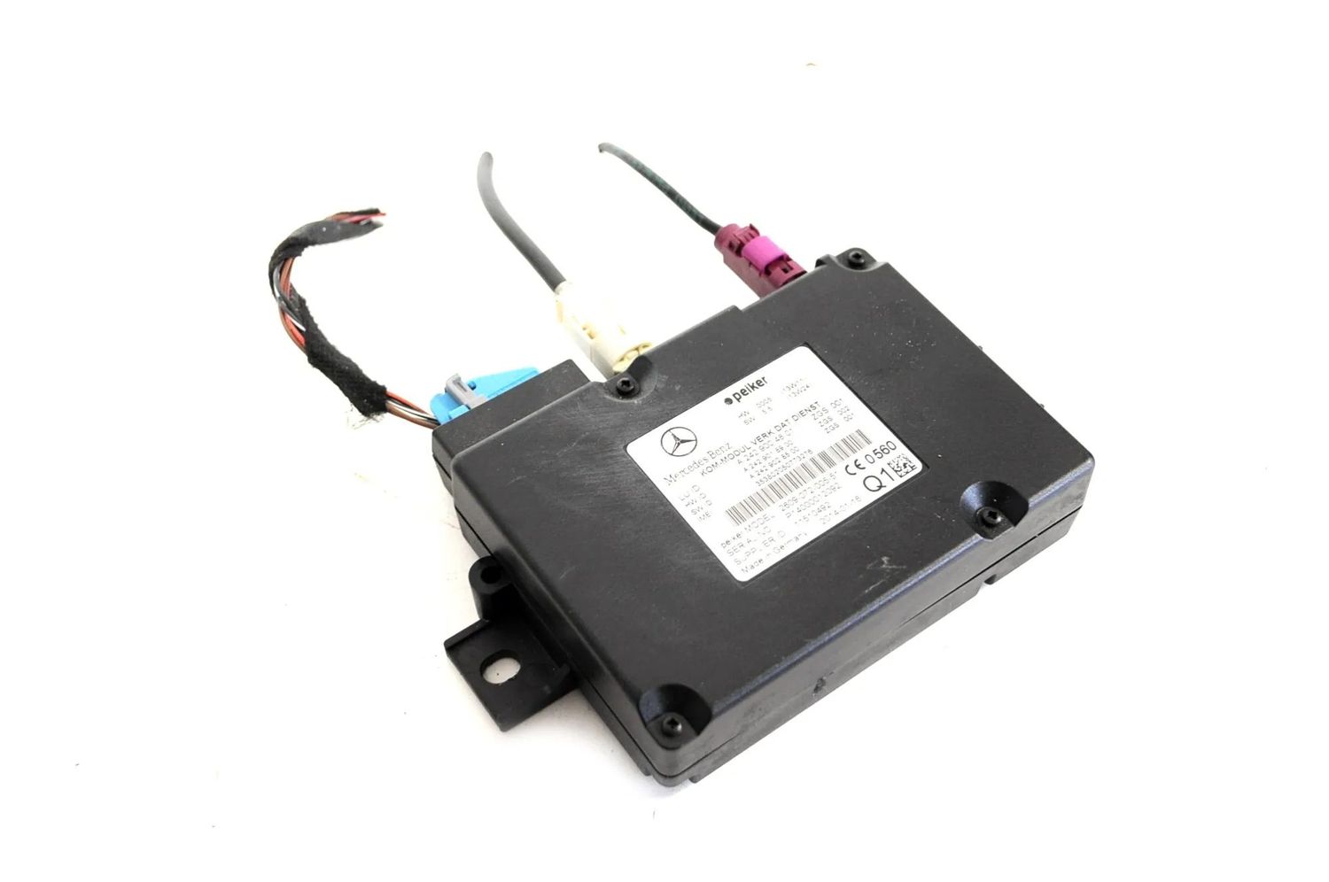 A2429004801 Antenna Amplifier MERCEDES-BENZ E-CLASS (T-Model S212) (2009-2016) — Europe Delivery