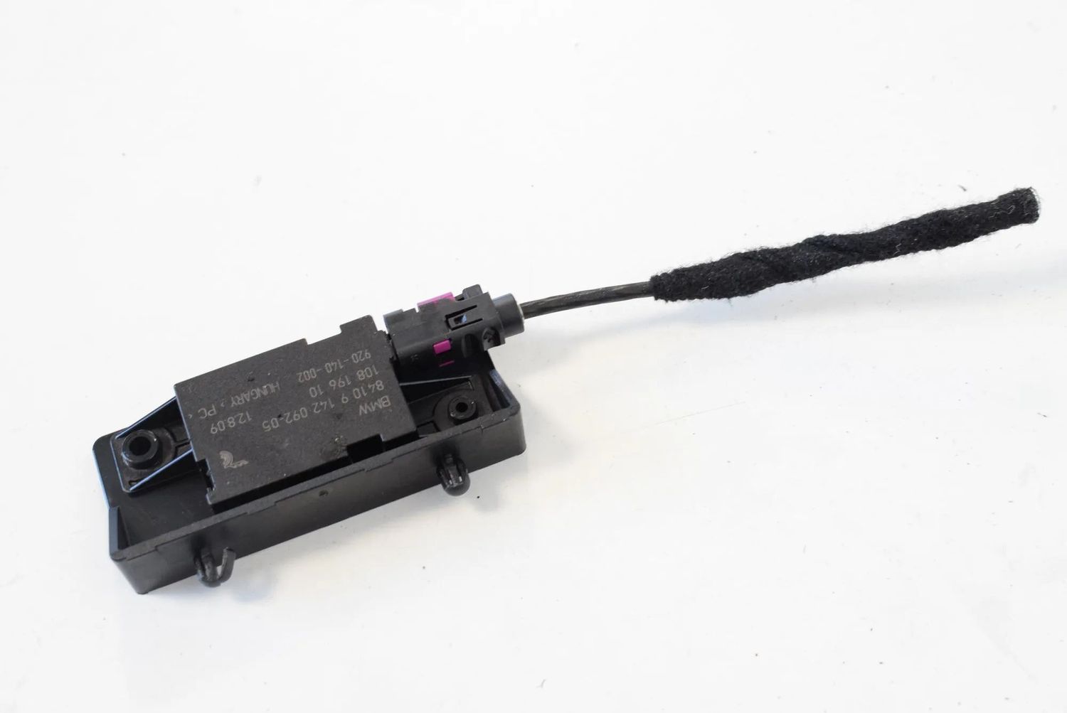 9142092 Antenna Amplifier BMW 7 SERIES (F01, F02) (2008-2015) — Europe Delivery