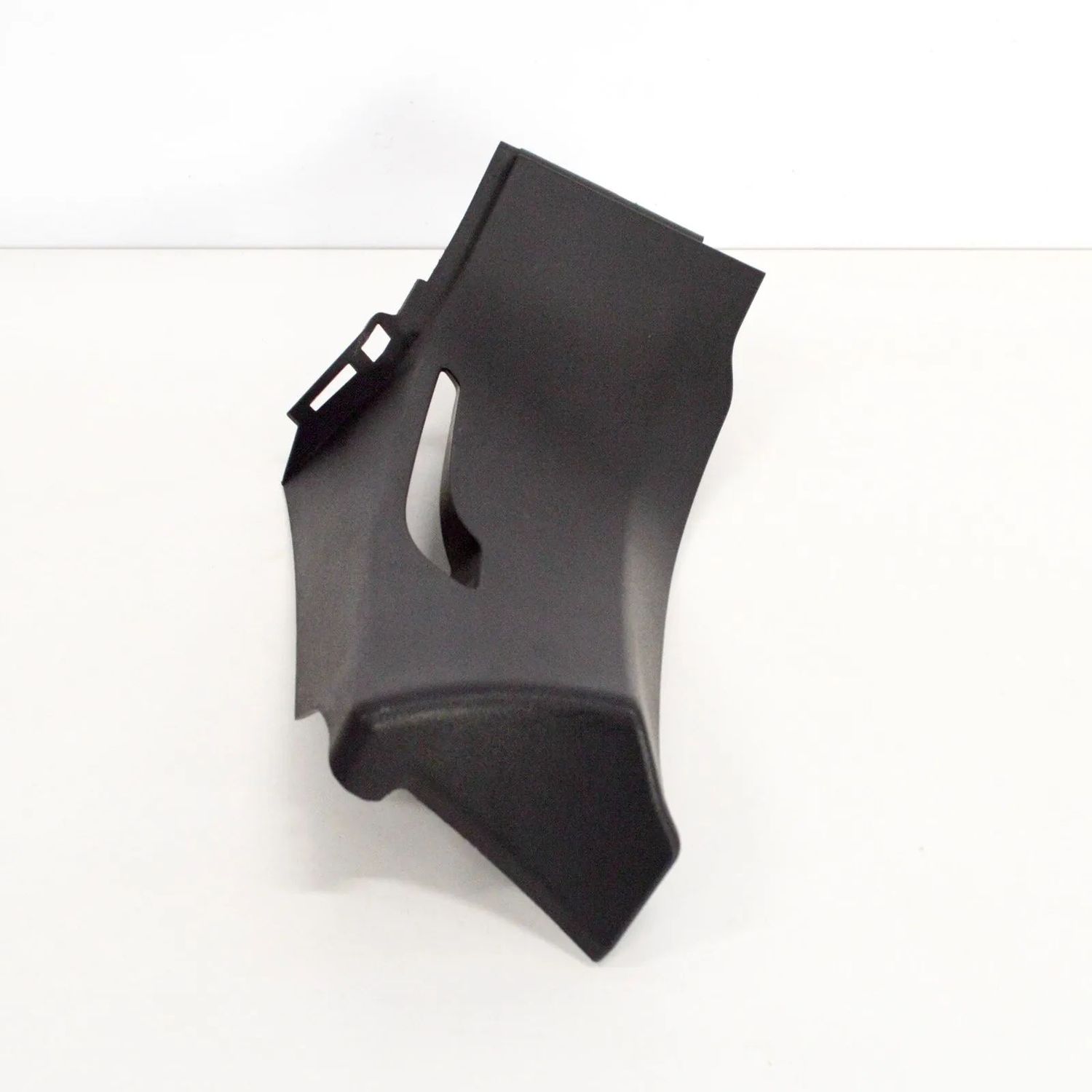 1024732-00-B Right Side Pillar Trim TESLA MODEL S (2012-...) — Europe Delivery